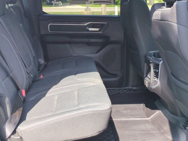 2021 RAM 1500 Big Horn Crew Cab 4x4 5'7' Box