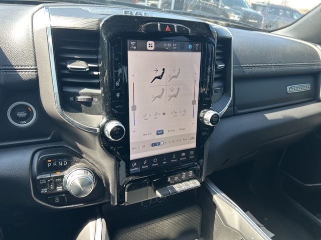 2023 RAM 1500 Laramie Crew Cab 4x4 5'7' Box