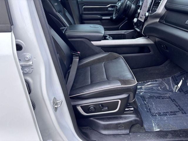 2023 RAM 1500 Laramie Crew Cab 4x4 5'7' Box