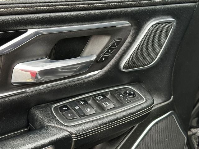 2021 RAM 1500 Laramie Crew Cab 4x4 5'7' Box