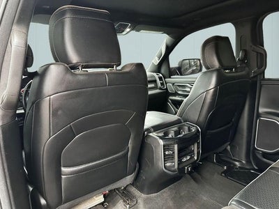 2021 RAM 1500 Laramie Crew Cab 4x4 5'7' Box