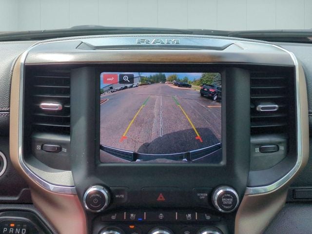 2022 RAM 1500 Laramie Crew Cab 4x4 5'7' Box