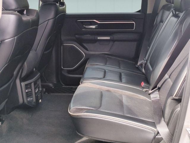 2022 RAM 1500 Laramie Crew Cab 4x4 5'7' Box