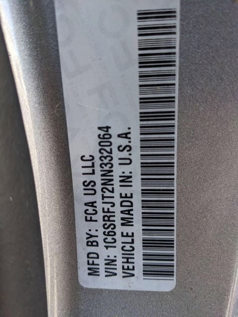2022 RAM 1500 Laramie Crew Cab 4x4 5'7' Box