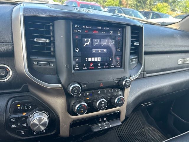 2020 RAM 1500 Laramie Crew Cab 4x4 5'7' Box