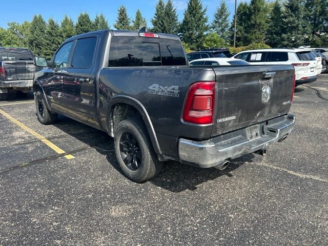 2020 RAM 1500 Laramie Crew Cab 4x4 5'7' Box