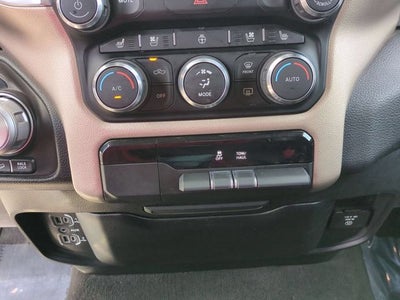 2020 RAM 1500 Laramie Crew Cab 4x4 5'7' Box
