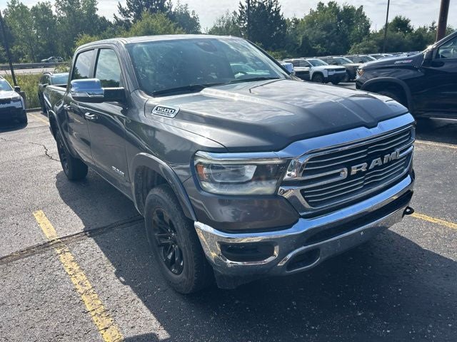 2020 RAM 1500 Laramie Crew Cab 4x4 5'7' Box