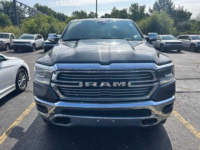 2020 RAM 1500 Laramie Crew Cab 4x4 5'7' Box