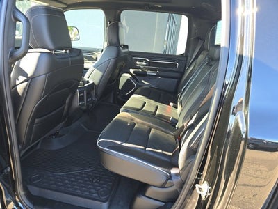 2024 RAM 1500 Laramie Crew Cab 4x4 5'7' Box