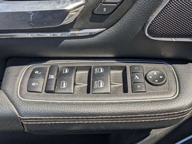 2023 RAM 1500 Laramie Crew Cab 4x4 5'7' Box