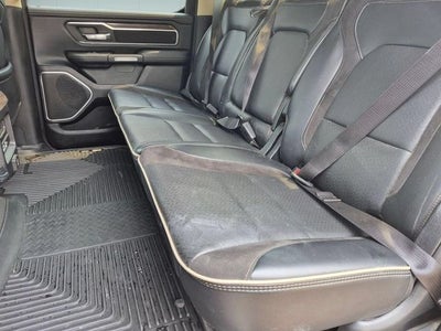 2020 RAM 1500 Laramie Crew Cab 4x4 5'7' Box