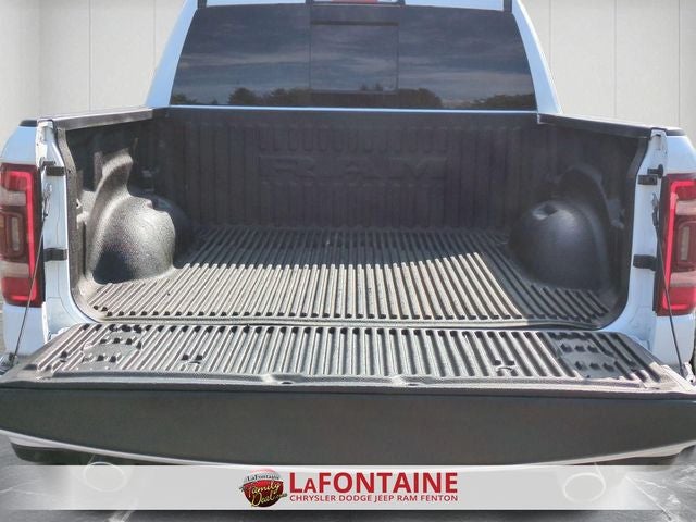 2023 RAM 1500 Laramie Crew Cab 4x4 5'7' Box