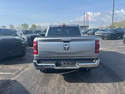 2024 RAM 1500 Laramie Crew Cab 4x4 5'7' Box