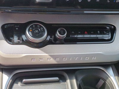 2025 Ford Expedition Active MAX