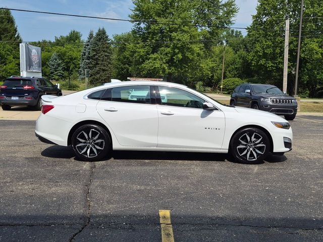 2024 Chevrolet Malibu FWD RS