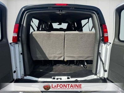 2025 Chevrolet Express Passenger RWD 3500 Extended Wheelbase LT