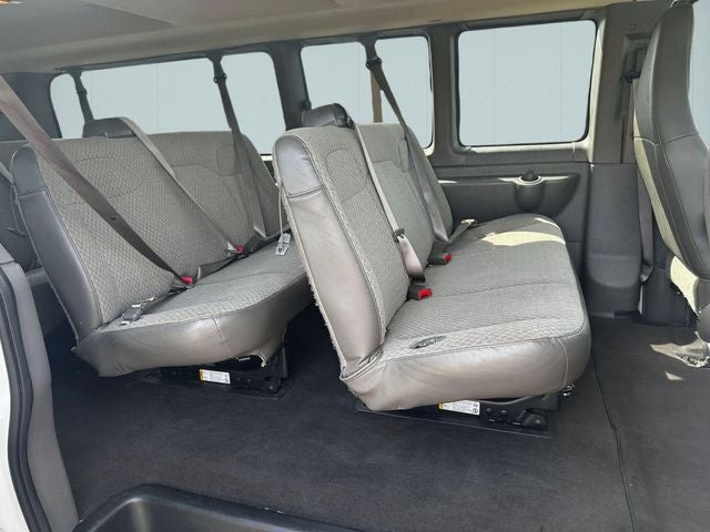 2025 Chevrolet Express Passenger RWD 3500 Extended Wheelbase LT