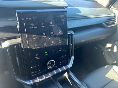 2024 GMC Acadia AWD AT4