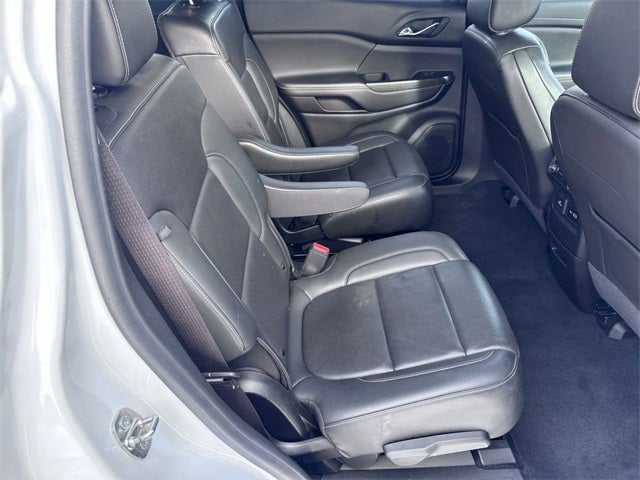 2023 GMC Acadia FWD SLT