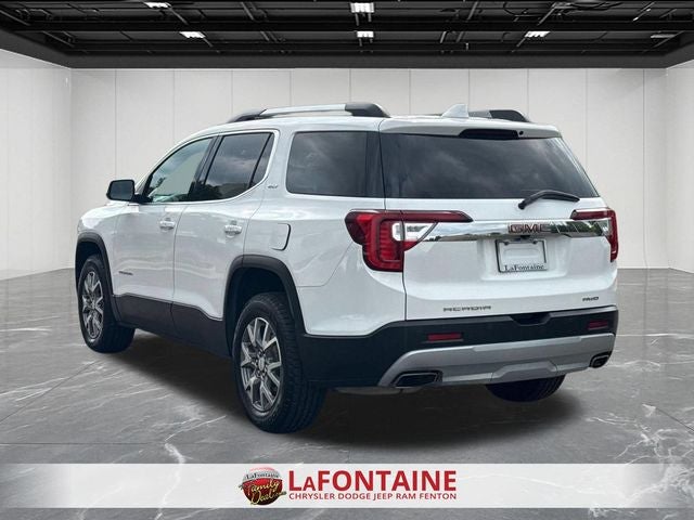 2022 GMC Acadia AWD SLT