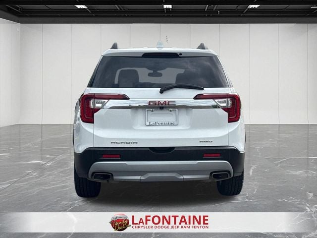 2022 GMC Acadia AWD SLT