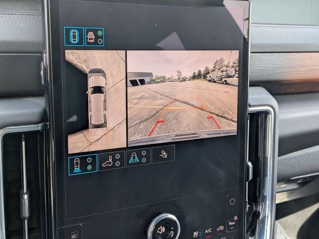 2025 GMC Yukon 4WD Denali