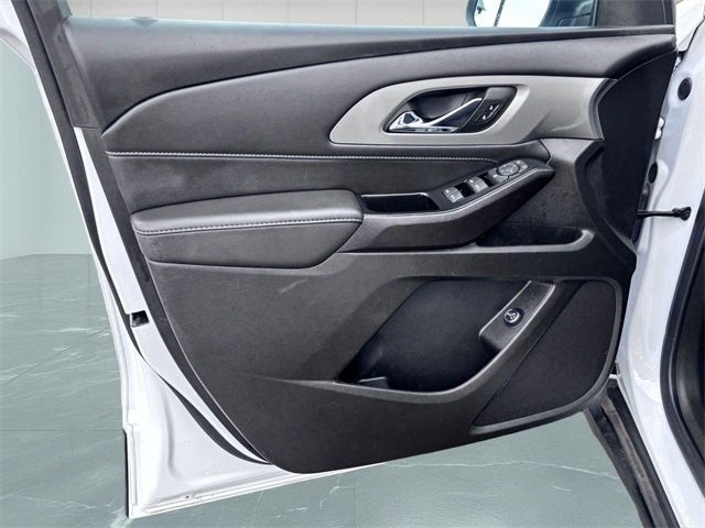 2023 Chevrolet Traverse FWD LT Cloth