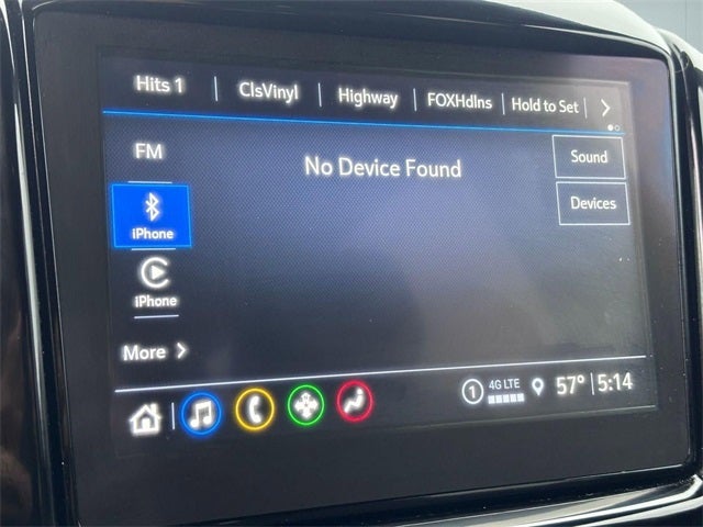 2023 Chevrolet Traverse FWD LT Cloth