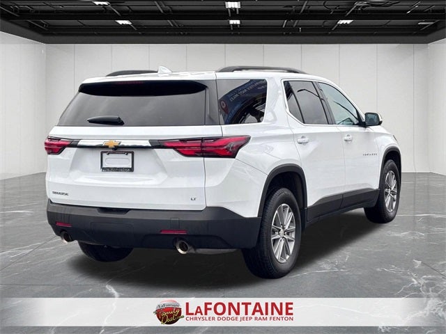 2023 Chevrolet Traverse FWD LT Cloth