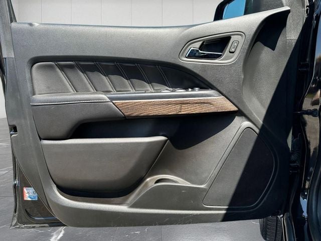 2022 GMC Canyon 4WD Crew Cab Short Box Denali
