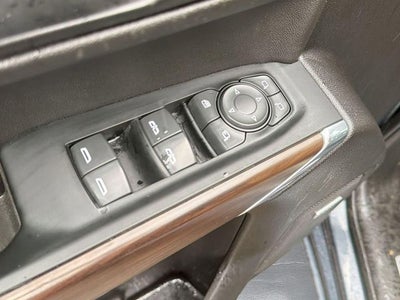2021 GMC Sierra 1500 4WD Crew Cab Short Box SLT