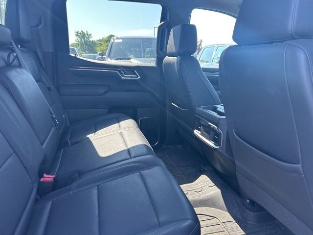 2024 GMC Sierra 1500 4WD Crew Cab Short Box Elevation with 3SB