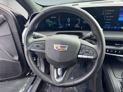 2025 Cadillac XT4 Premium Luxury