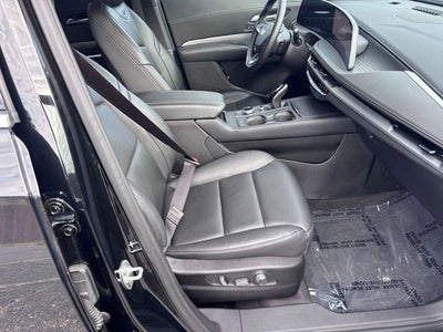 2025 Cadillac XT4 Premium Luxury