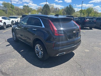 2025 Cadillac XT4 AWD Premium Luxury