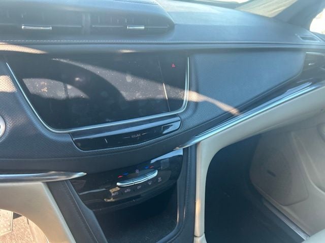 2019 Cadillac XT5 Standard