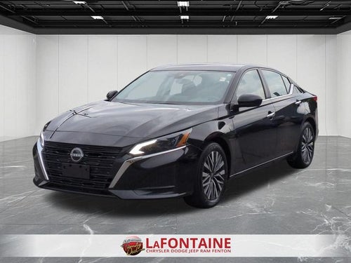 2024 Nissan Altima SV FWD