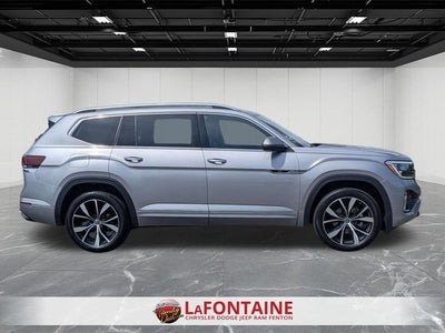2024 Volkswagen Atlas 2.0T SEL Premium R-Line