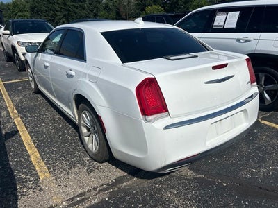 2021 Chrysler 300 Touring