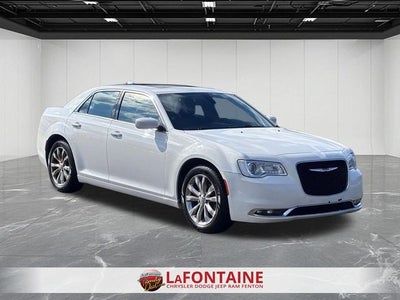 2019 Chrysler 300 Touring