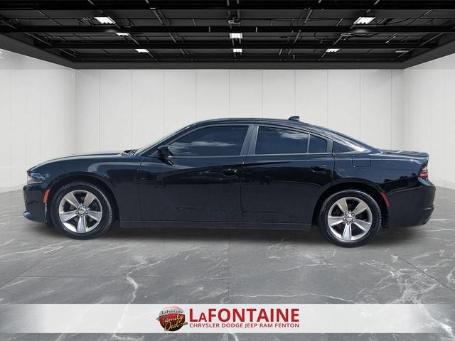 2016 Dodge Charger SXT
