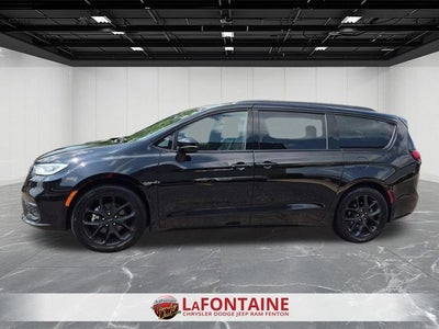 2025 Chrysler Pacifica Limited