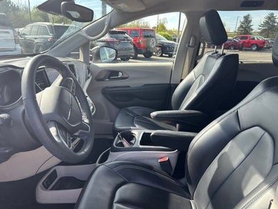 2023 Chrysler Pacifica Touring L AWD