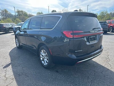2023 Chrysler Pacifica Touring L AWD