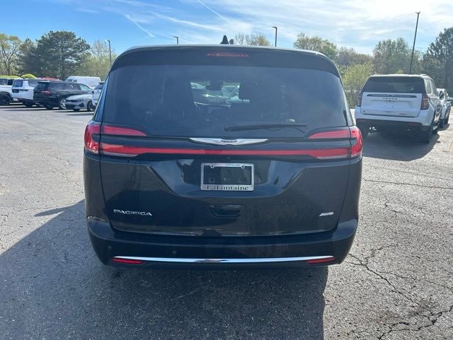 2023 Chrysler Pacifica Touring L AWD