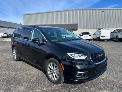 2023 Chrysler Pacifica Touring L AWD