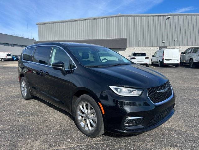 2023 Chrysler Pacifica Touring L AWD
