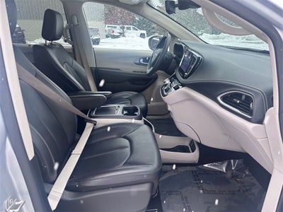 2023 Chrysler Pacifica Touring L AWD