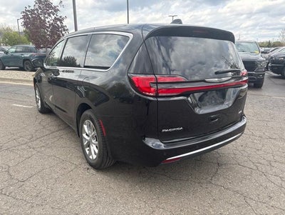 2023 Chrysler Pacifica Touring L AWD